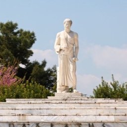 Ανακαλύψτε Λάρισα